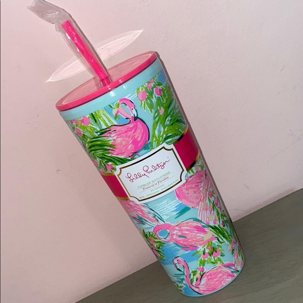 Lilly Pulitzer 24 oz Tumbler with straw NIB